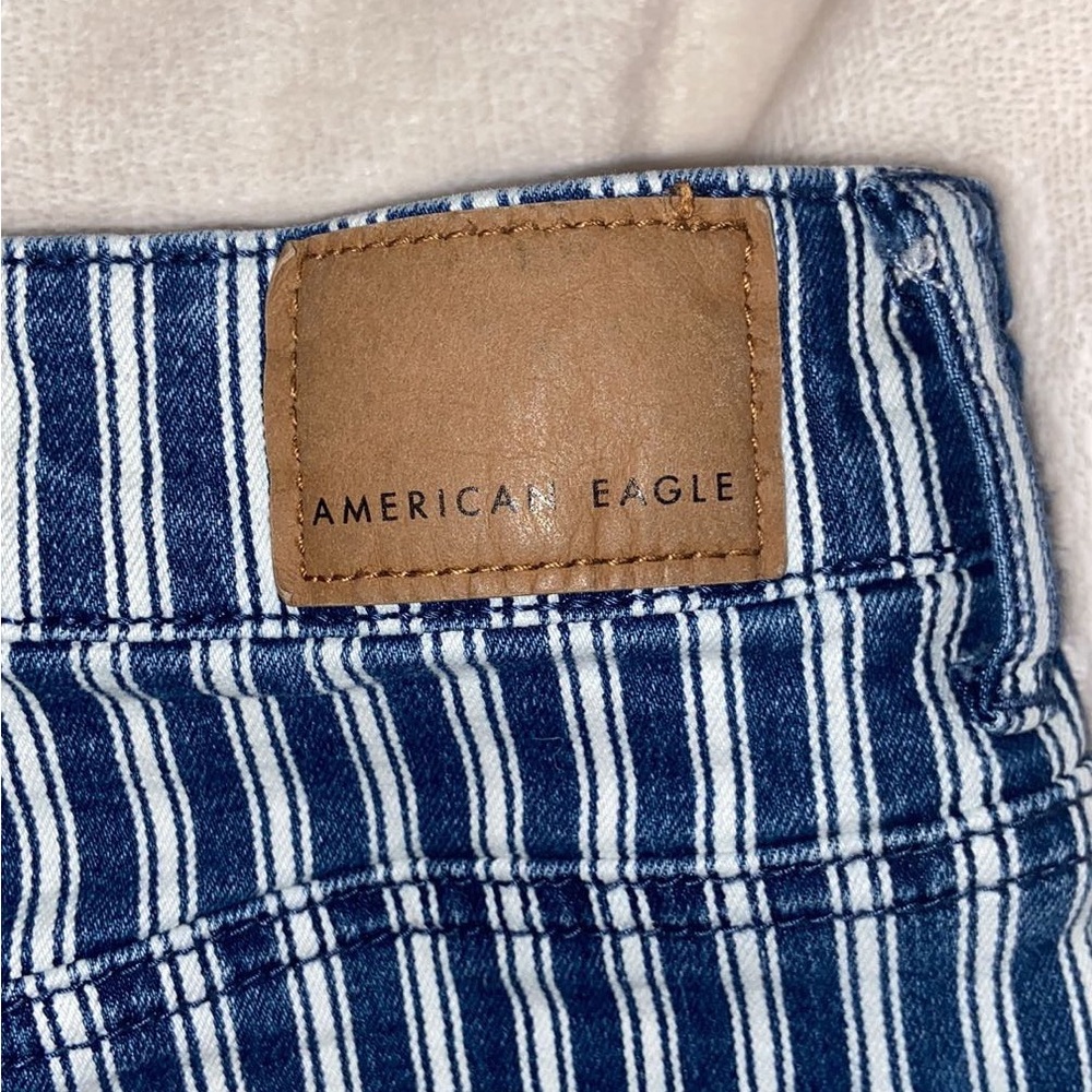 American Eagle Outfitters pinstripe Jean shorts - Picture 4 of 5